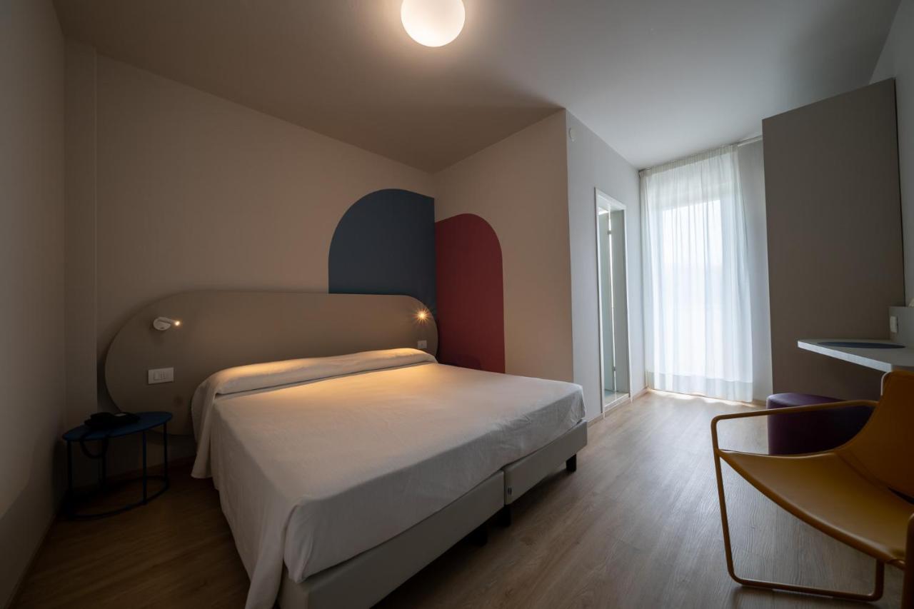 Hotel Smeraldo Lignano Sabbiadoro Kültér fotó