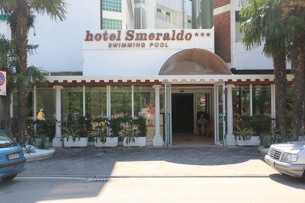 Hotel Smeraldo Lignano Sabbiadoro Kültér fotó
