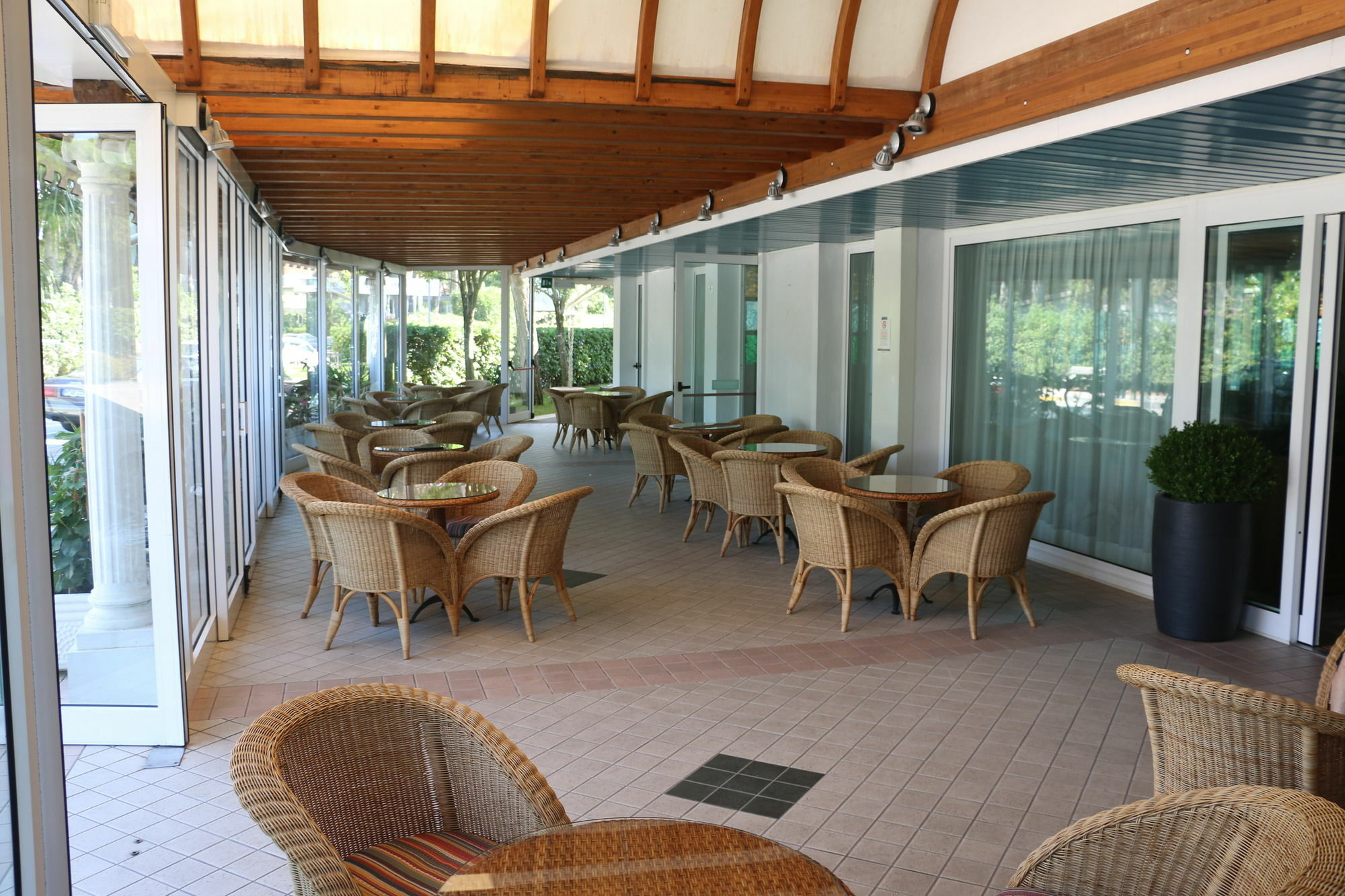 Hotel Smeraldo Lignano Sabbiadoro Kültér fotó